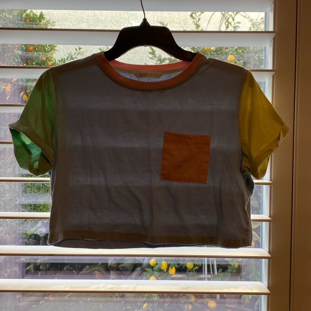 Romwe multi color crop